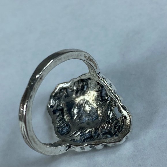 Silver Tone Filagree Ring Black Inlay Small Pinky Finger Approximate Size 6 - Picture 6 of 15